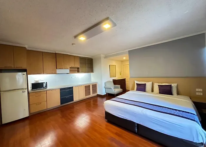 Collection O The Step Sathorn