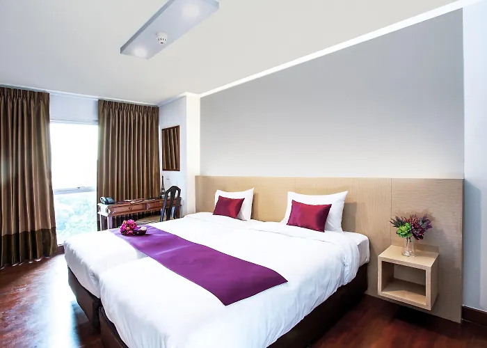 Collection O The Step Sathorn 3*