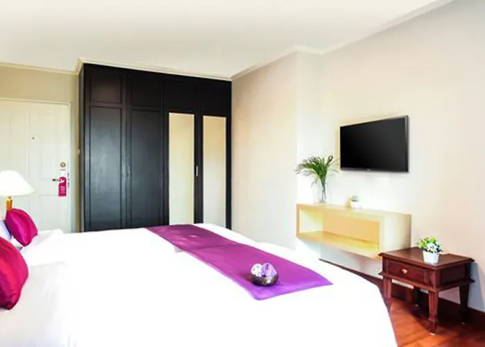 Collection O The Step Sathorn 3*