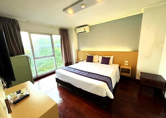 ホテル Collection O The Step Sathorn