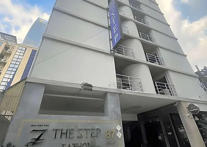 Collection O The Step Sathorn 3*