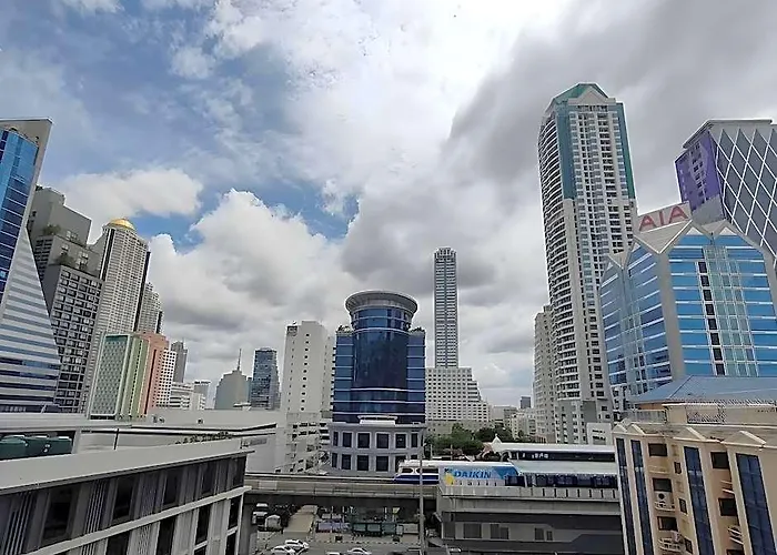 Collection O The Step Sathorn