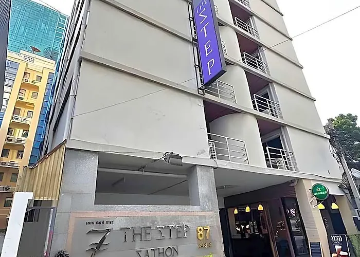 Collection O The Step Sathorn