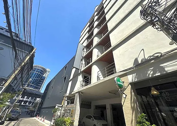 ホテル Collection O The Step Sathorn