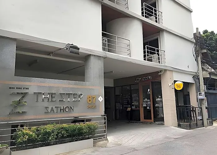 Collection O The Step Sathorn