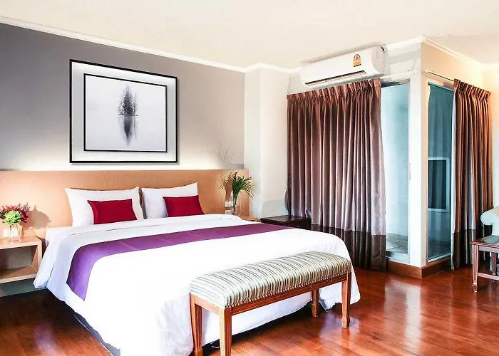 Collection O The Step Sathorn 3*